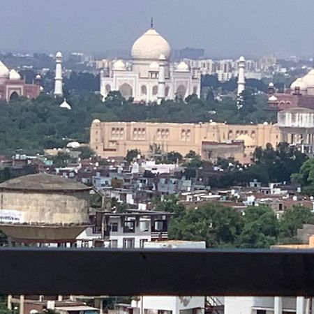 Appartamento Luxury Penthouse With Taj Mahal View Agra  Esterno foto